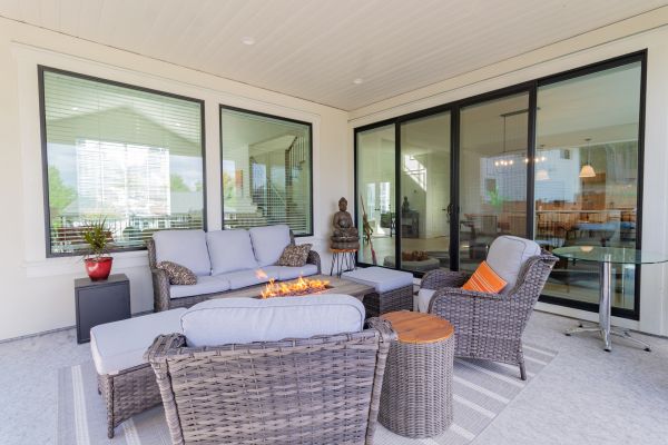 Custom Glass Window Repair